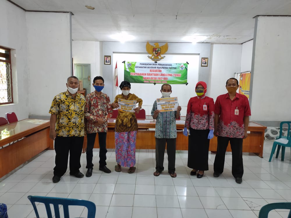 PENERIMAAN BLT-DD (DANA DESA) BULAN KE 3 DESA KEDUNGBENDO