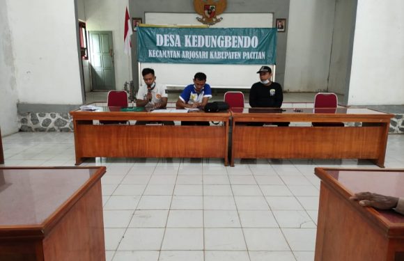 RAPAT TERBATAS BERSAMA RT/RW SE DESA KEDUNGBENDO