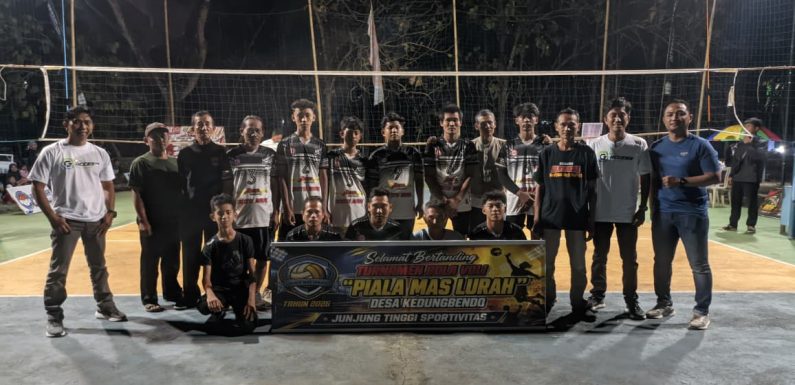 Semarak HUT RI ke-81: Gairah Turnamen Voli Antar-Dusun Perebutkan Piala Bergilir Mas Lurah Kedungbendo